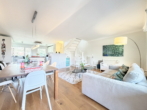 Wohnzimmer - Mehr Zuhause als Wohnung – stilvolle Maisonette mit Hausgefühl