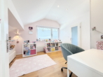 Kinderzimmer - Mehr Zuhause als Wohnung – stilvolle Maisonette mit Hausgefühl