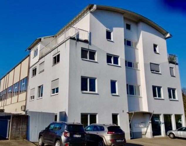Anlageobjekt – Wohn- und Geschäftshaus mit 19 PKW Stellplätzen in guter Lage, 64720 Michelstadt, Renditeobjekt