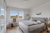 Schlafzimmer geänderte Einrichtung Visualisierung - Hell! Offen! Geborgen! Das Zuhause, das mit der Sonne lacht