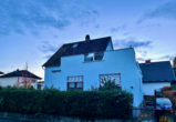 Einfamilienhaus mit viel Platz und rustikalem Charme in Bensheim Auerbach - Hausansicht mit Anbau