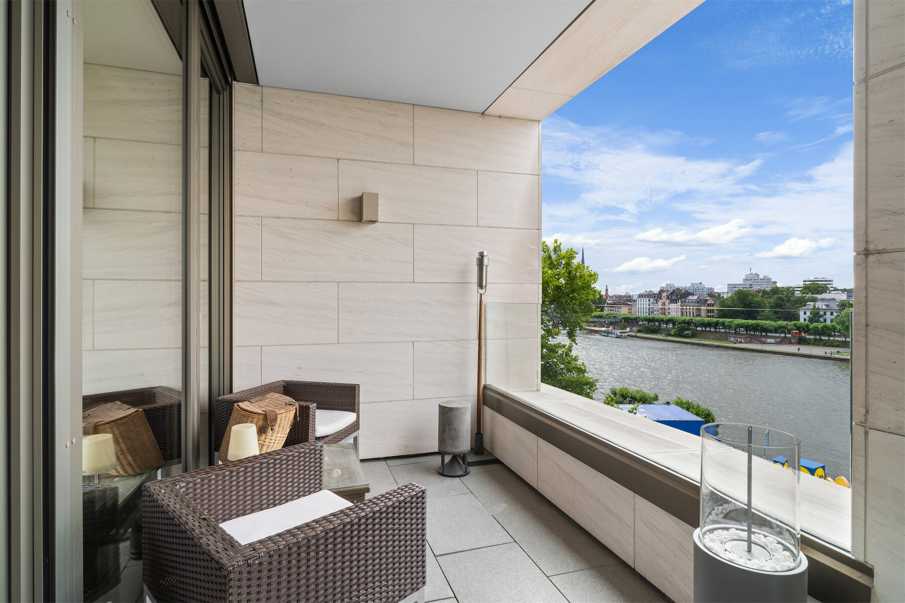 Loggia bei Tag