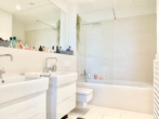 Masterbad - 27. Etage – 360° Freiheit – 100 % Privatsphäre