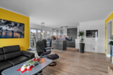 Die offene Küche - 🧑‍💼🏡 Stilvolles Wohnen trifft Arbeiten in den eigenen vier Wänden